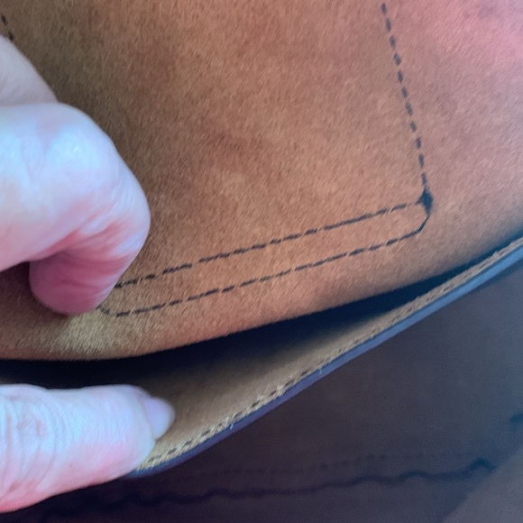 Frye Leather Crossbody Bag NWOT - Picture 7 of 12